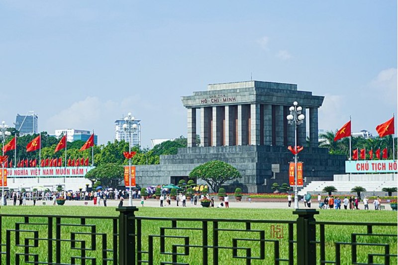 el mausoleo de Hồ Chí Minh